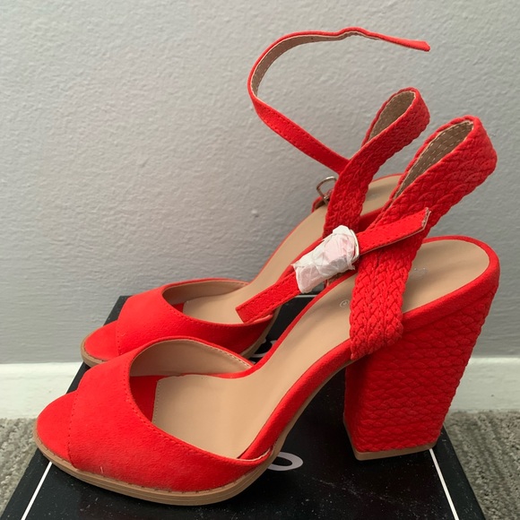 Qupid - Peptoe Heel - Picture 2 of 4